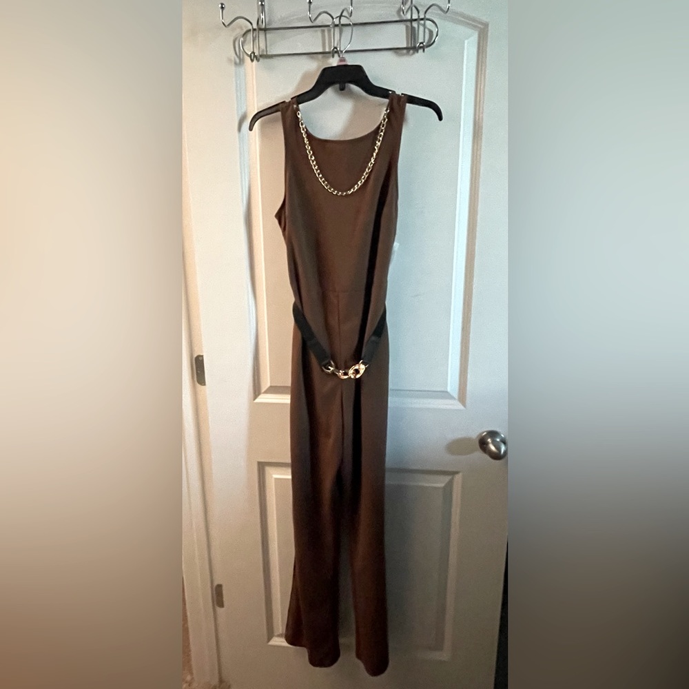 MAX + ASH LADIES SLEEVELESS BROWN JUMPSUIT SZ M NWT